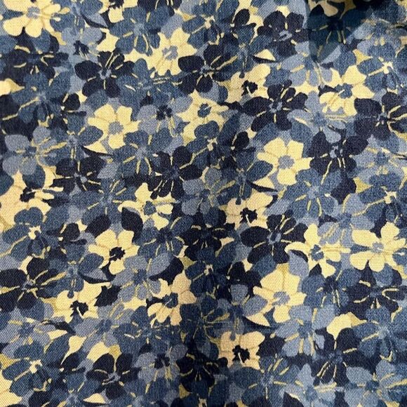 J. Crew Flex Washed Slim Untucked Chambray Button Down Size XL - Picture 4 of 6